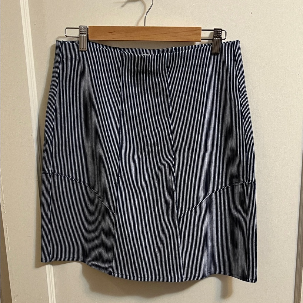 NIC+ZOE Navy and White Pinstripe Pencil Skirt